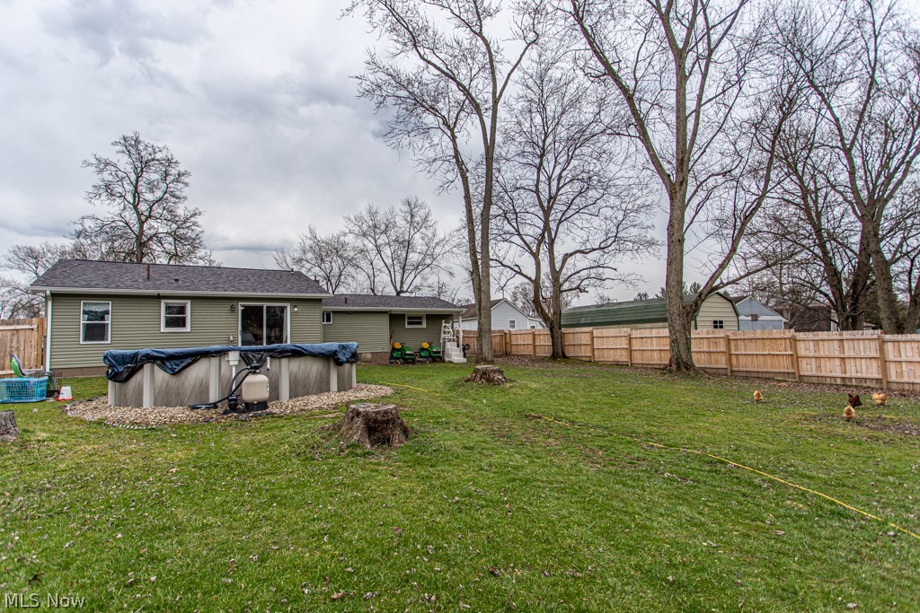 4841 Damon Avenue NW Warren OH 44483