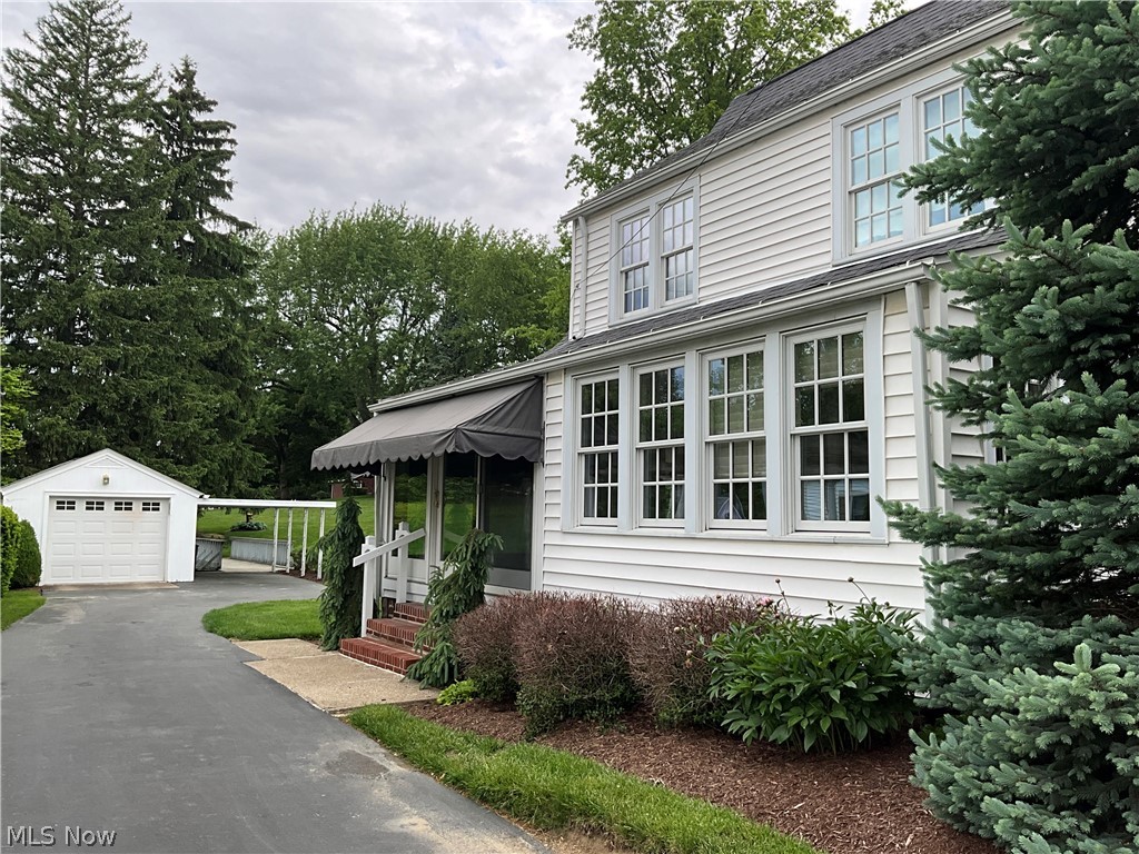 134 Park Avenue New London OH 44851