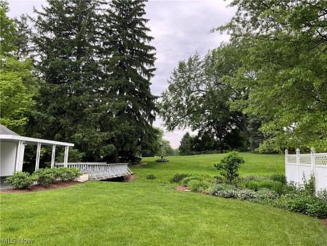 134 Park Avenue New London OH 44851