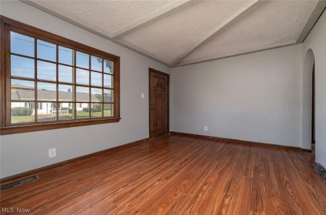 1588 25th Street NW Canton OH 44709