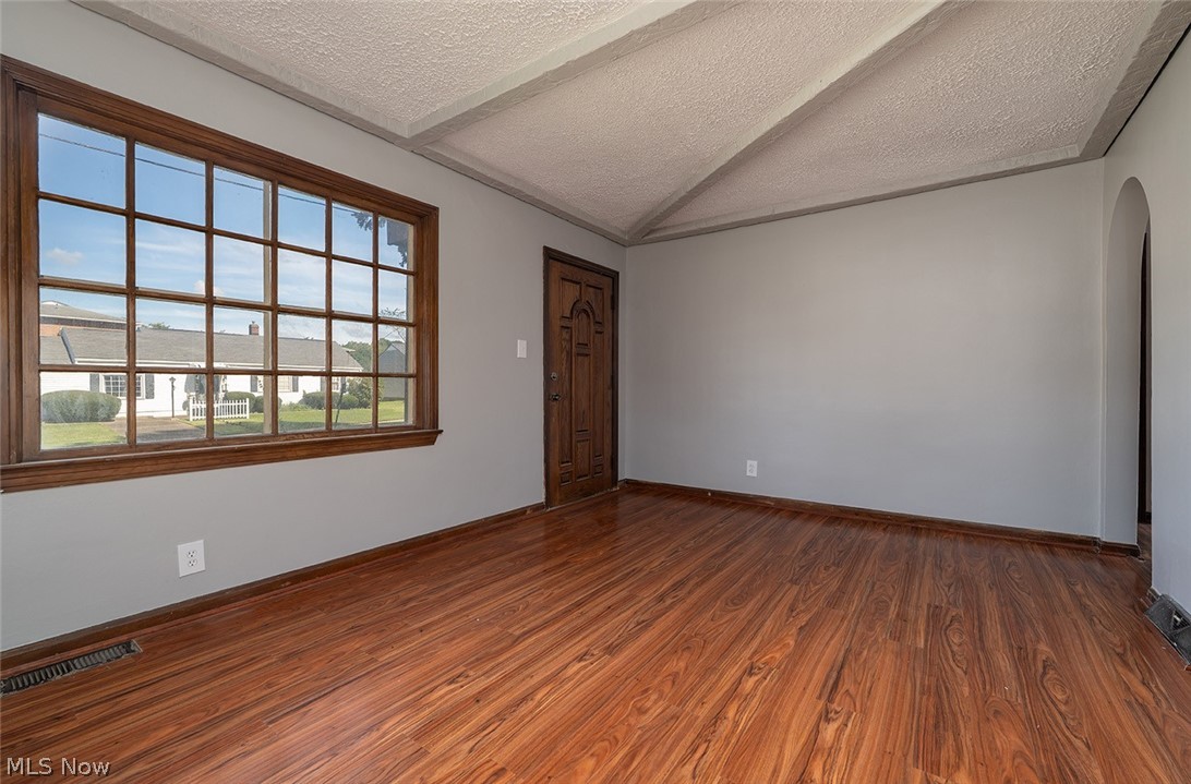 1588 25th Street NW Canton OH 44709
