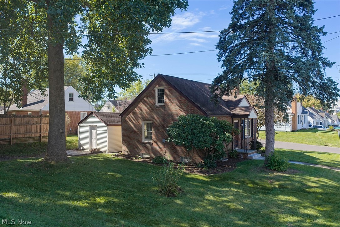 1588 25th Street NW Canton OH 44709