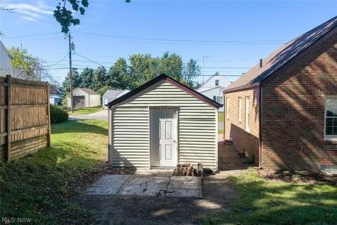 1588 25th Street NW Canton OH 44709