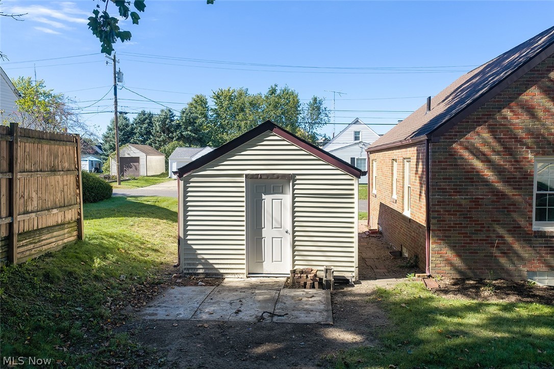 1588 25th Street NW Canton OH 44709