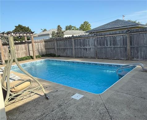 1326 W 29th Street Lorain OH 44052