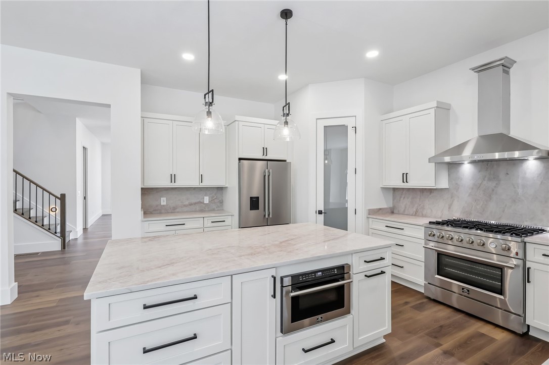 30603 Carlton Avenue Westlake OH 44145