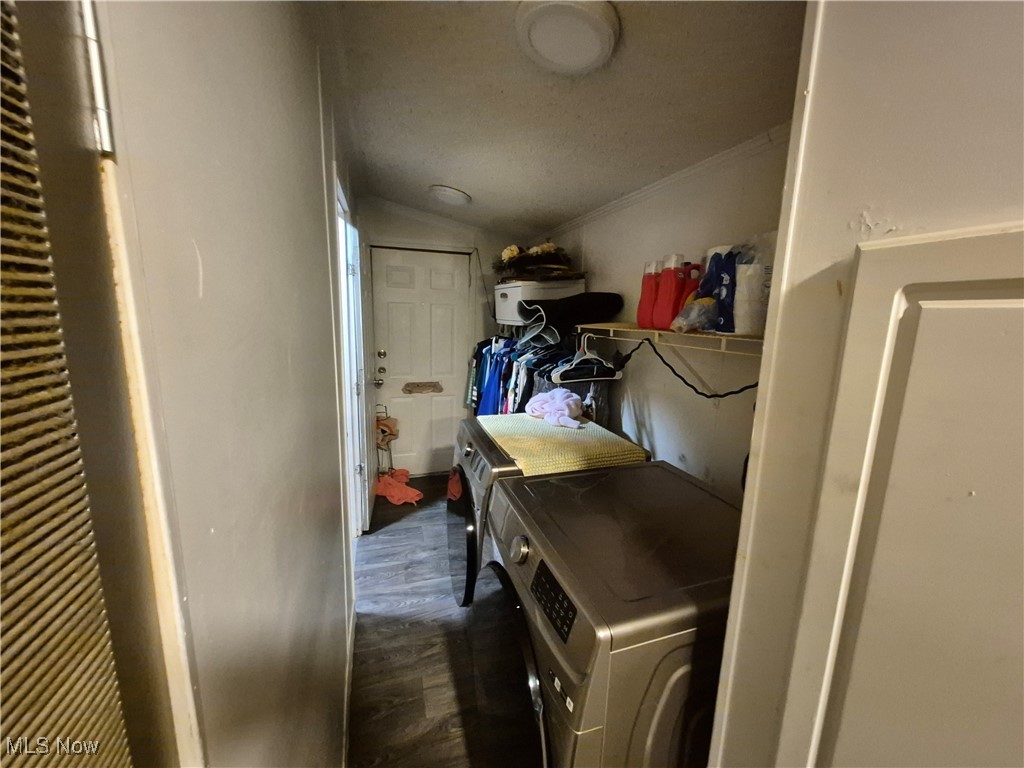 305 E 238th Street Euclid OH 44123