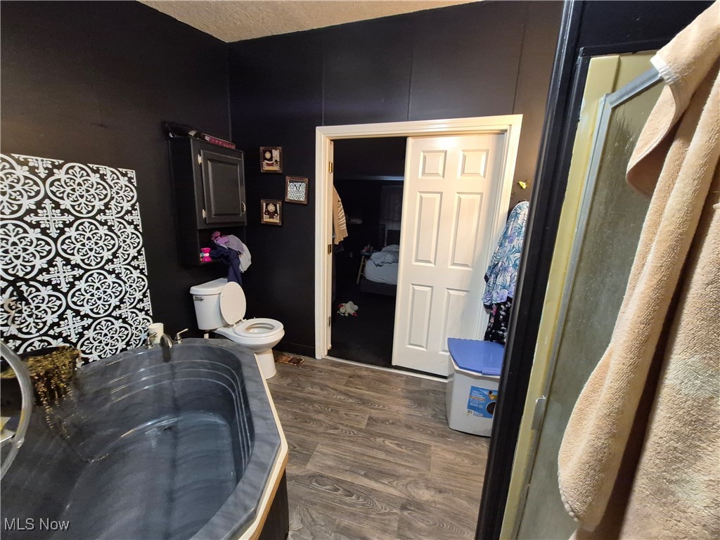 305 E 238th Street Euclid OH 44123