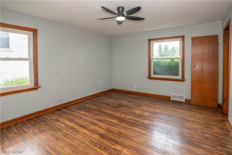 1209 Spangler Road NE Canton OH 44714