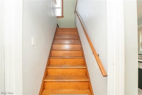 1209 Spangler Road NE Canton OH 44714