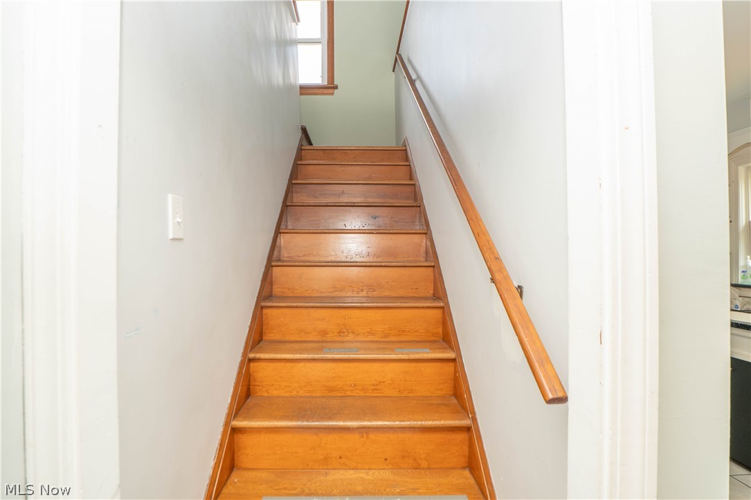 1209 Spangler Road NE Canton OH 44714