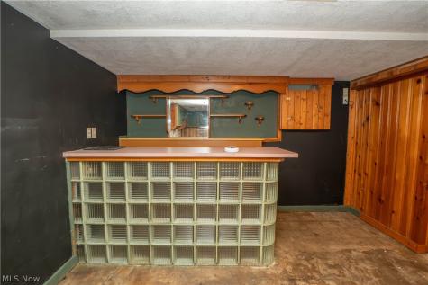 1209 Spangler Road NE Canton OH 44714