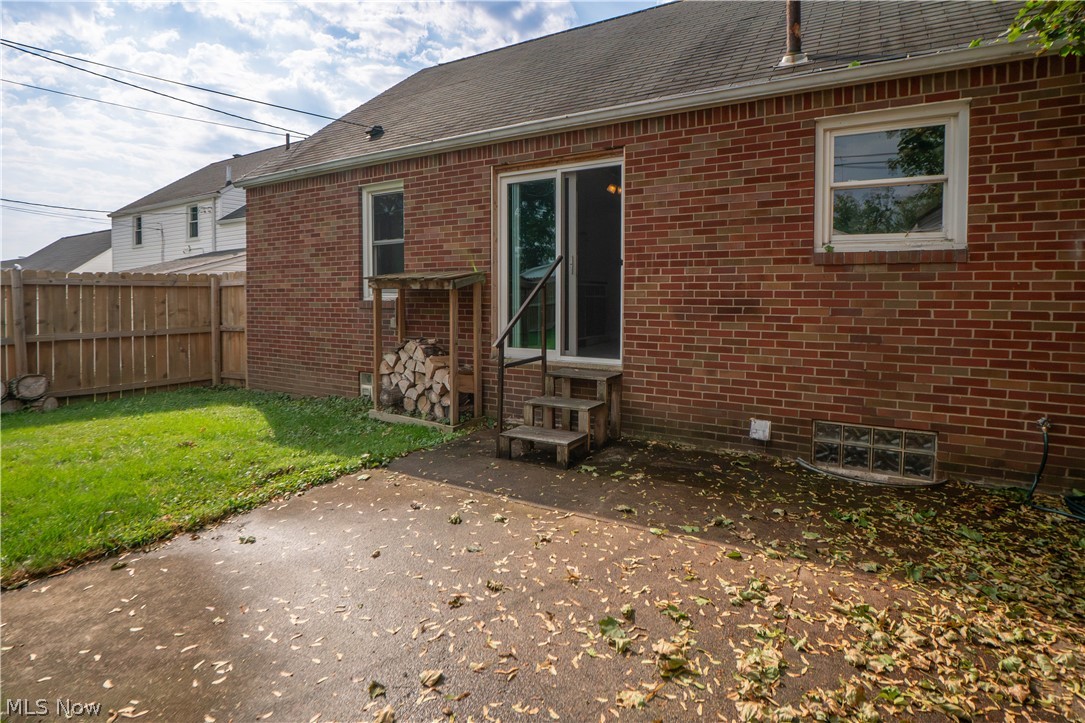 1209 Spangler Road NE Canton OH 44714