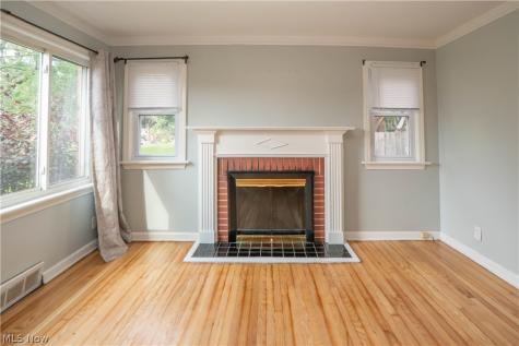 1209 Spangler Road NE Canton OH 44714