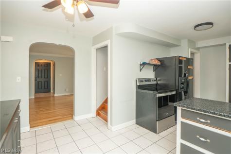 1209 Spangler Road NE Canton OH 44714