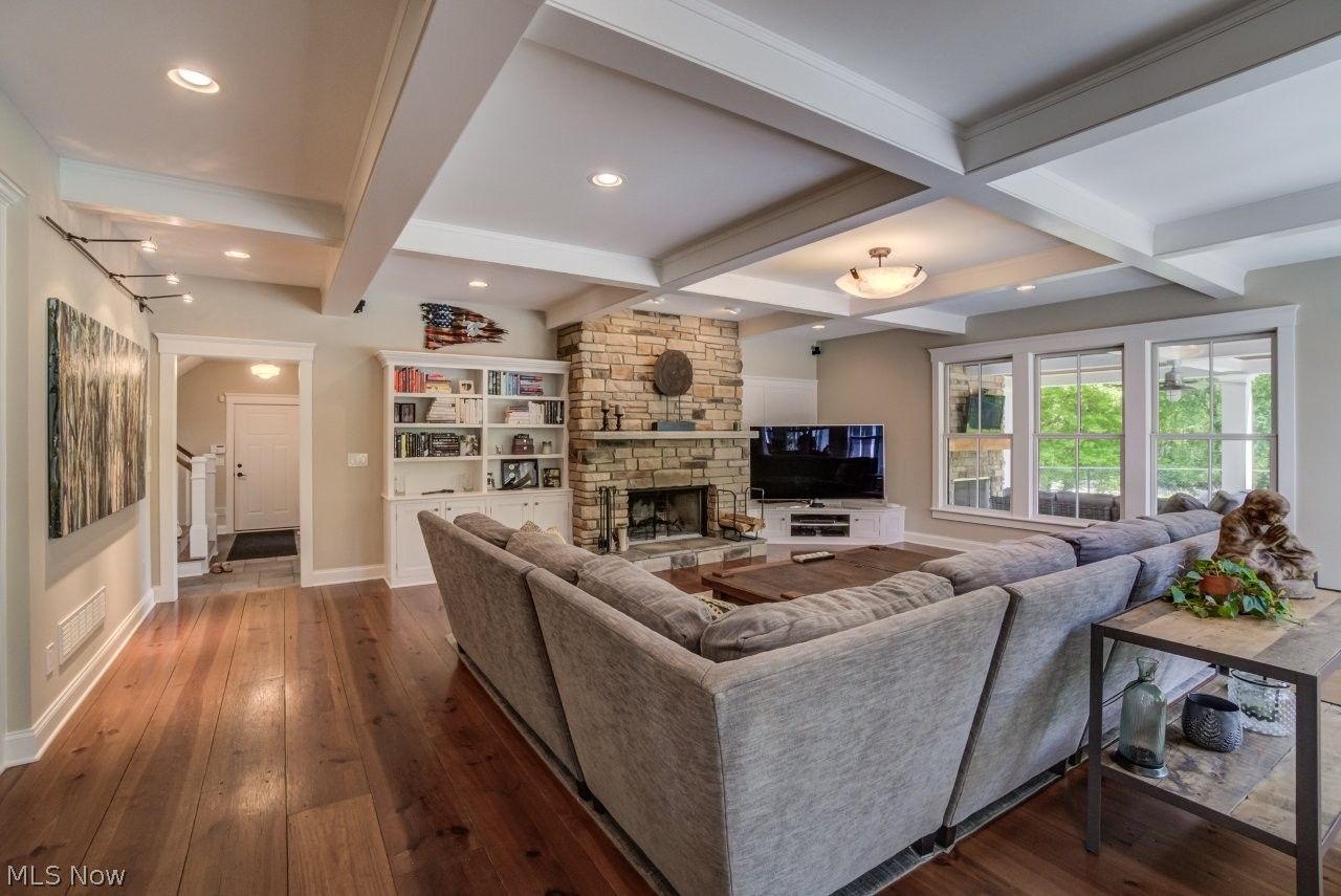 260 Bramley Court Chagrin Falls OH 44022