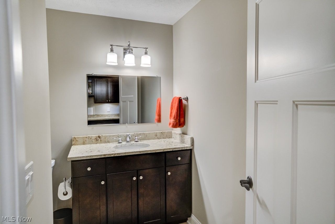 260 Bramley Court Chagrin Falls OH 44022