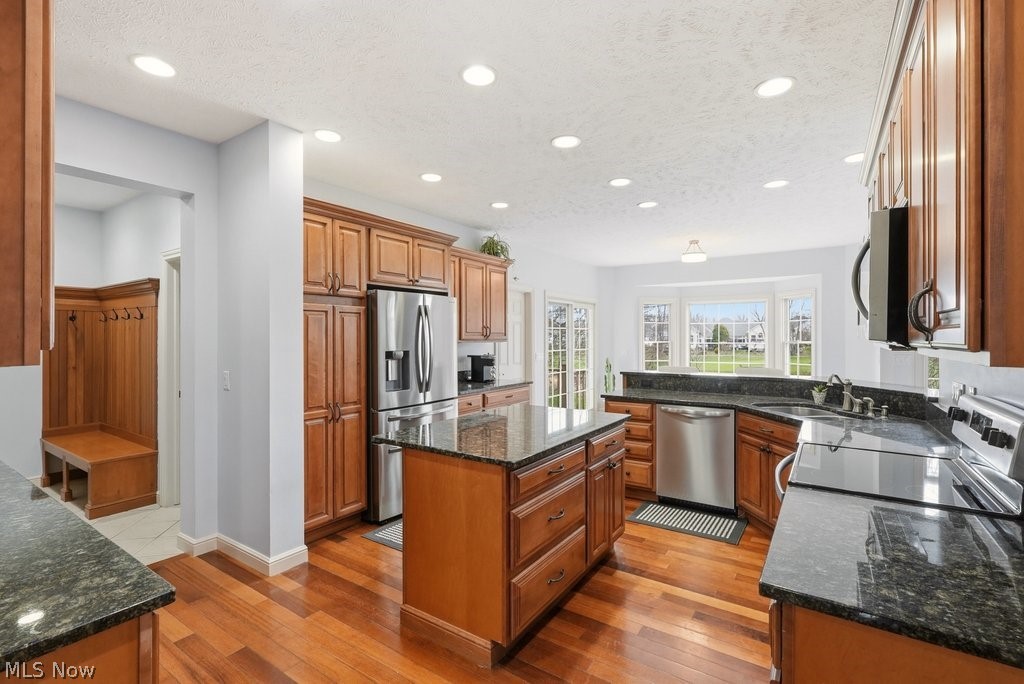 317 E Edinburgh Drive Highland Heights OH 44143
