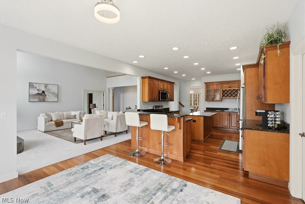 317 E Edinburgh Drive Highland Heights OH 44143