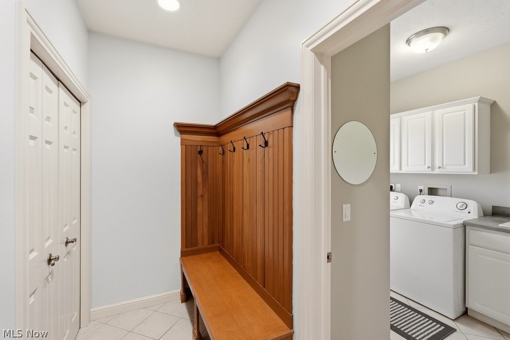 317 E Edinburgh Drive Highland Heights OH 44143