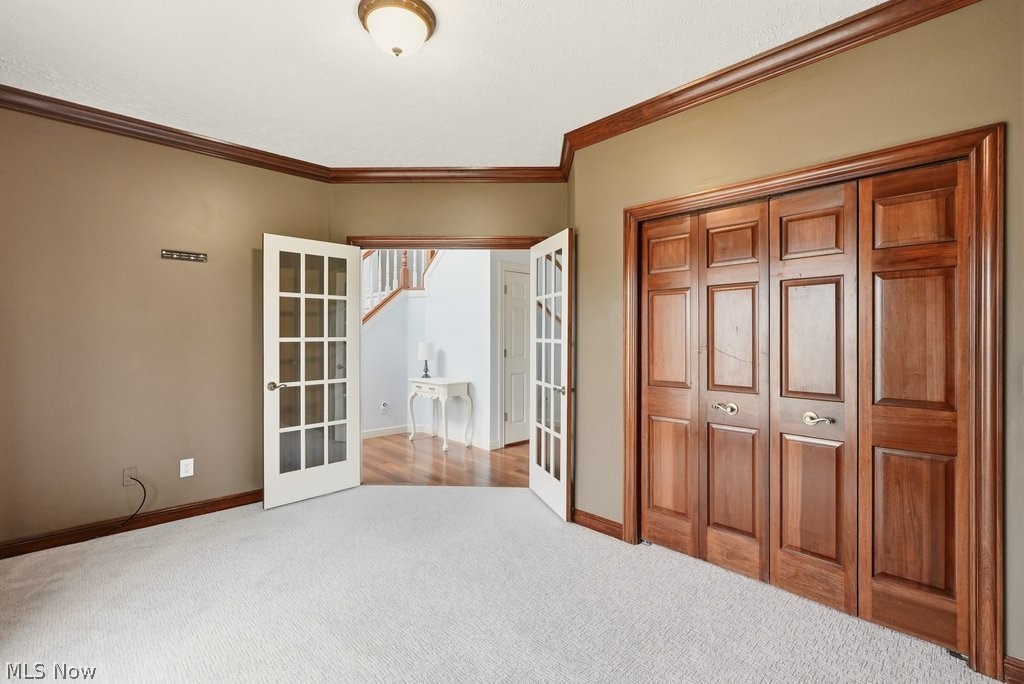 317 E Edinburgh Drive Highland Heights OH 44143