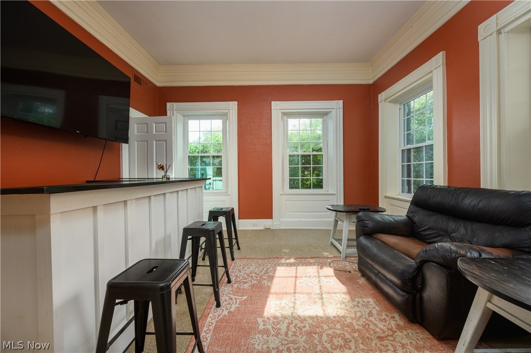 497 Moravian Trail Uhrichsville OH 44683