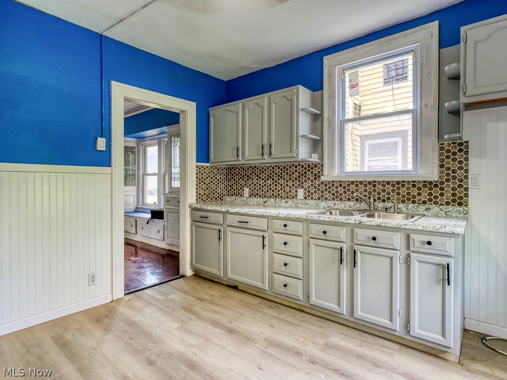 13511 Beaumont Avenue East Cleveland OH 44112