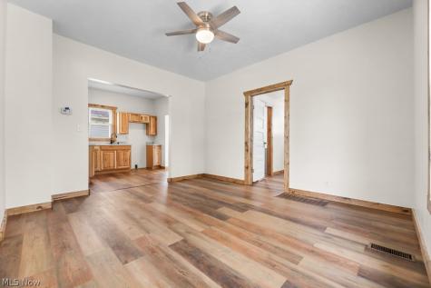 215 E Pennsylvania Avenue Sebring OH 44672
