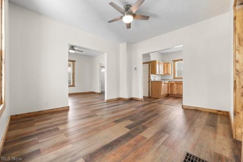 215 E Pennsylvania Avenue Sebring OH 44672