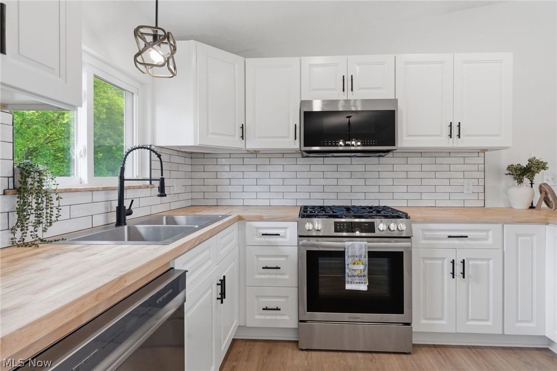 1730 Ledgewood Boulevard NE Massillon OH 44646