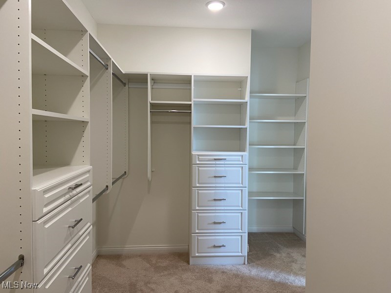 33521 Samuel James Lane Avon OH 44011
