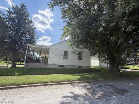 2744 Zedaker Street Youngstown OH 44502