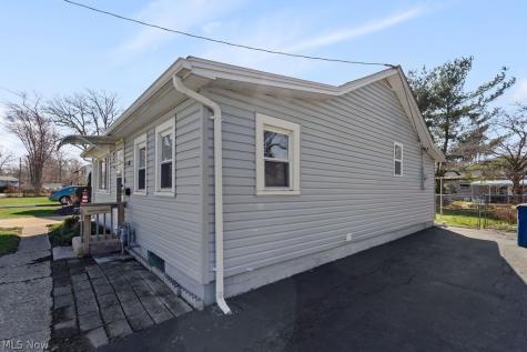 260 Courtland Boulevard Eastlake OH 44095