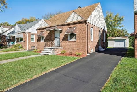 4097 E 154th Street Cleveland OH 44128