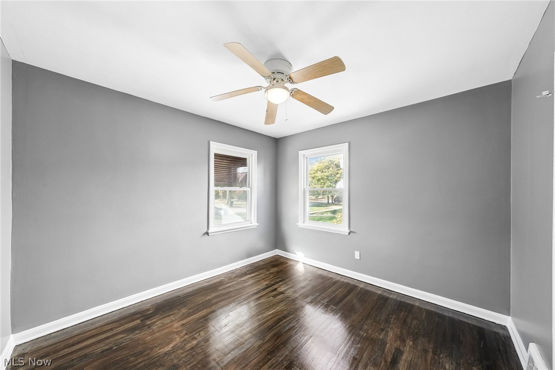 4097 E 154th Street Cleveland OH 44128