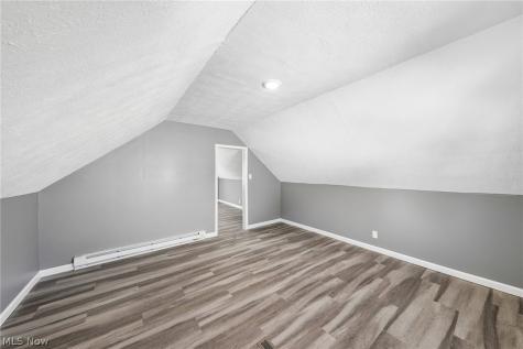 4097 E 154th Street Cleveland OH 44128