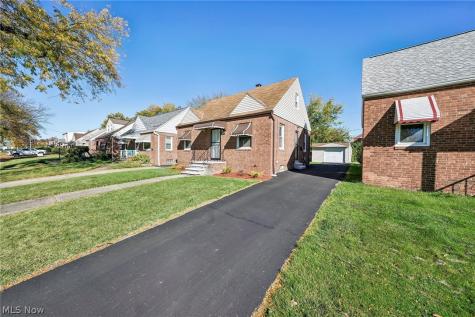 4097 E 154th Street Cleveland OH 44128