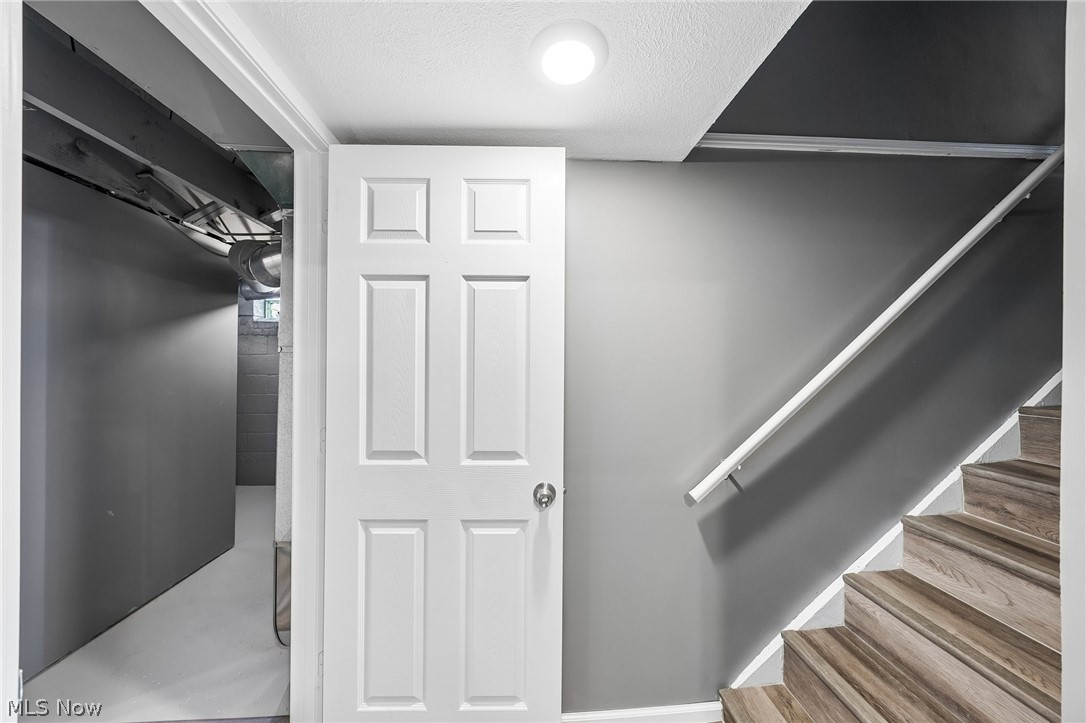 4097 E 154th Street Cleveland OH 44128