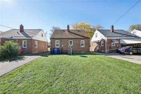 4097 E 154th Street Cleveland OH 44128
