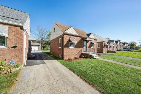 4097 E 154th Street Cleveland OH 44128