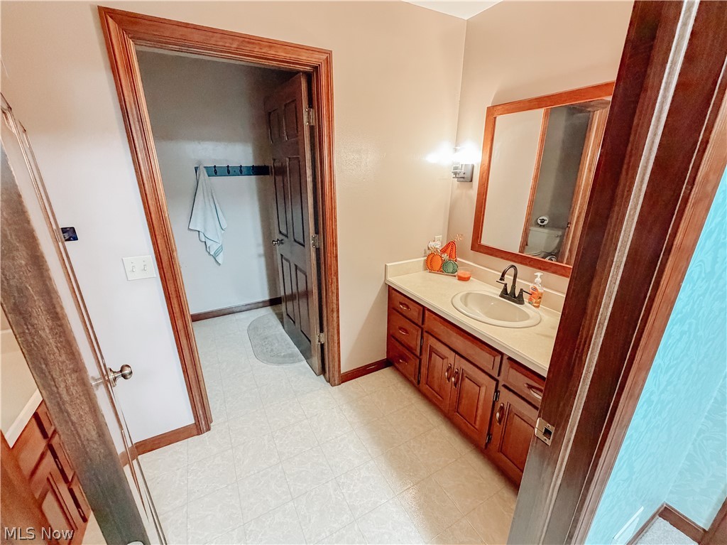 1079 Darrell Drive NE New Philadelphia OH 44663
