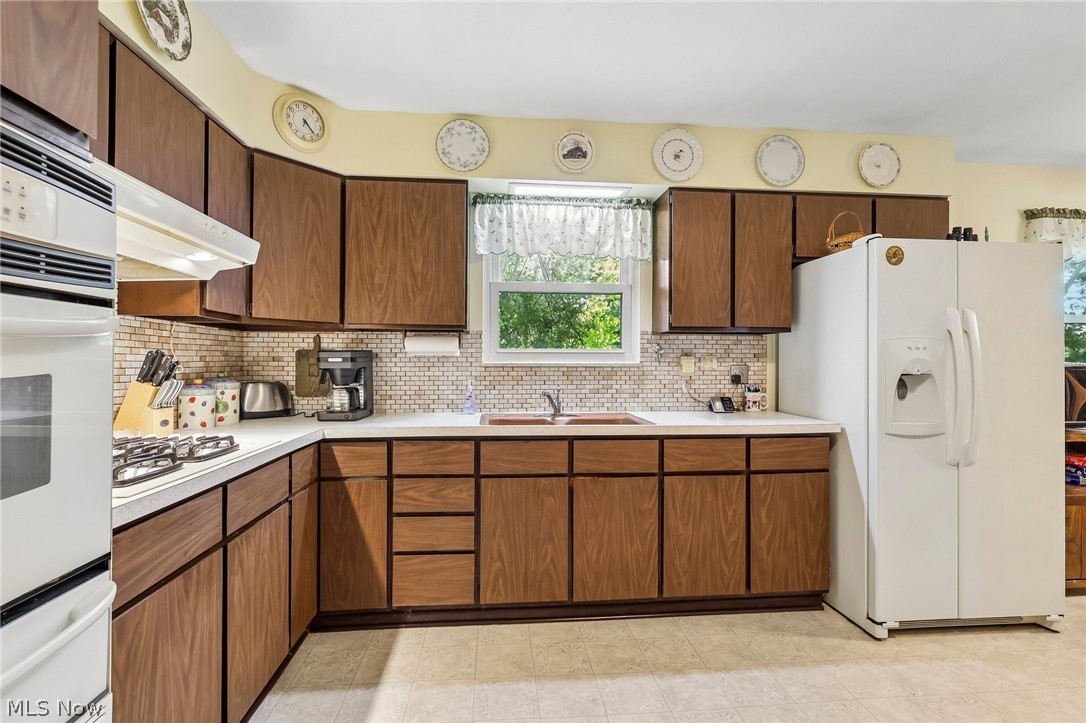 2428 Antioch Road Perry OH 44081
