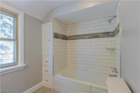 1341 Ridgeway Place NW Canton OH 44709