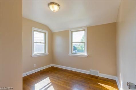 1341 Ridgeway Place NW Canton OH 44709