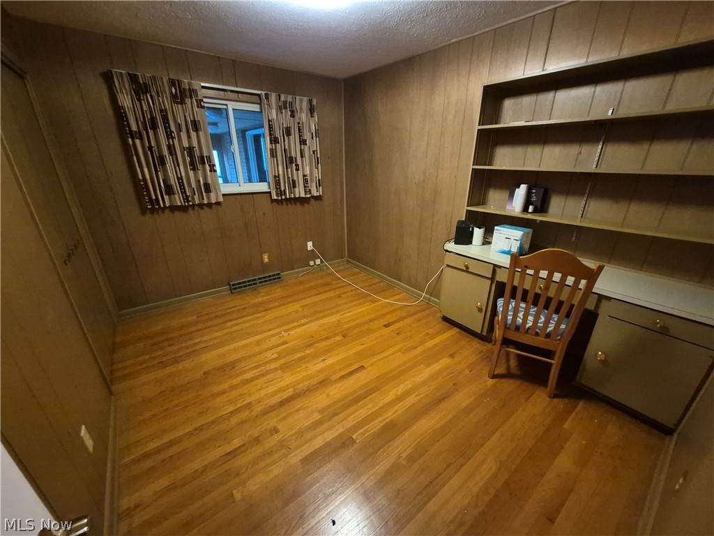 6697 Greenbriar Drive Parma Heights OH 44130
