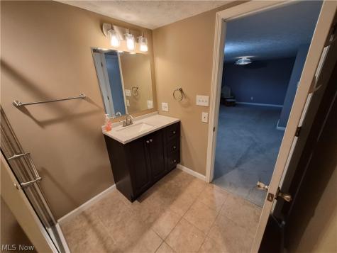 6697 Greenbriar Drive Parma Heights OH 44130