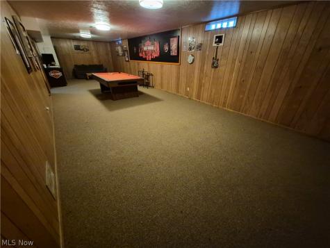 6697 Greenbriar Drive Parma Heights OH 44130