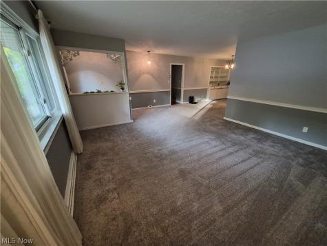 6697 Greenbriar Drive Parma Heights OH 44130