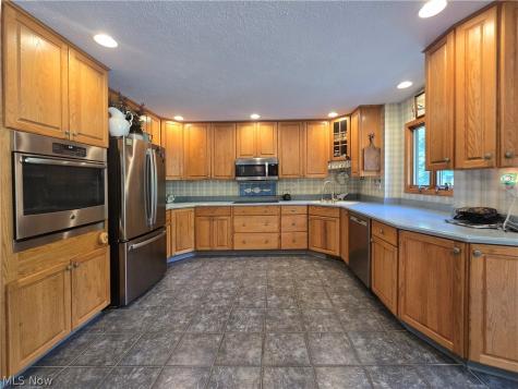 47550 Hughes Road Wellington OH 44090