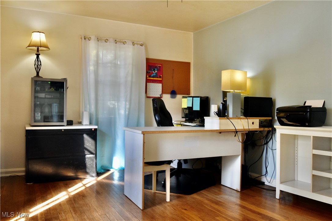 16252 Oakhill Road Cleveland Heights OH 44112